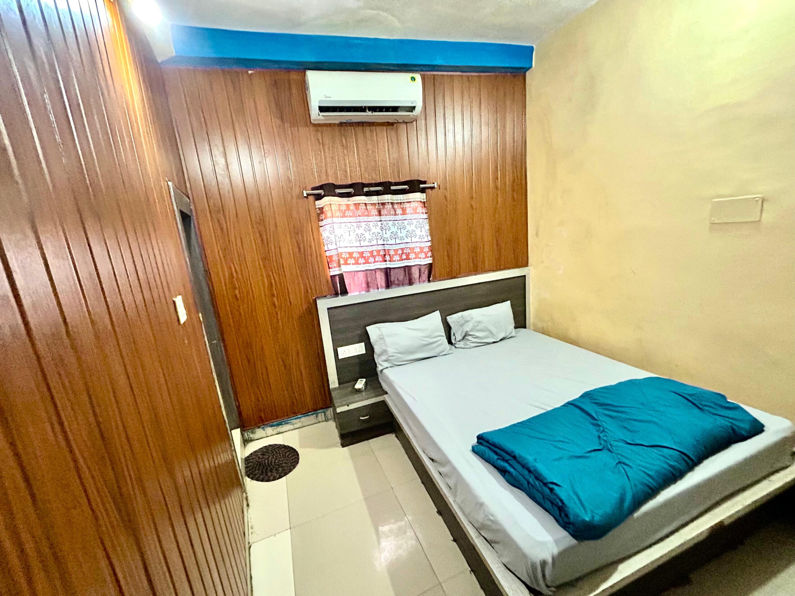 Hotel Tuk Tuk Palace