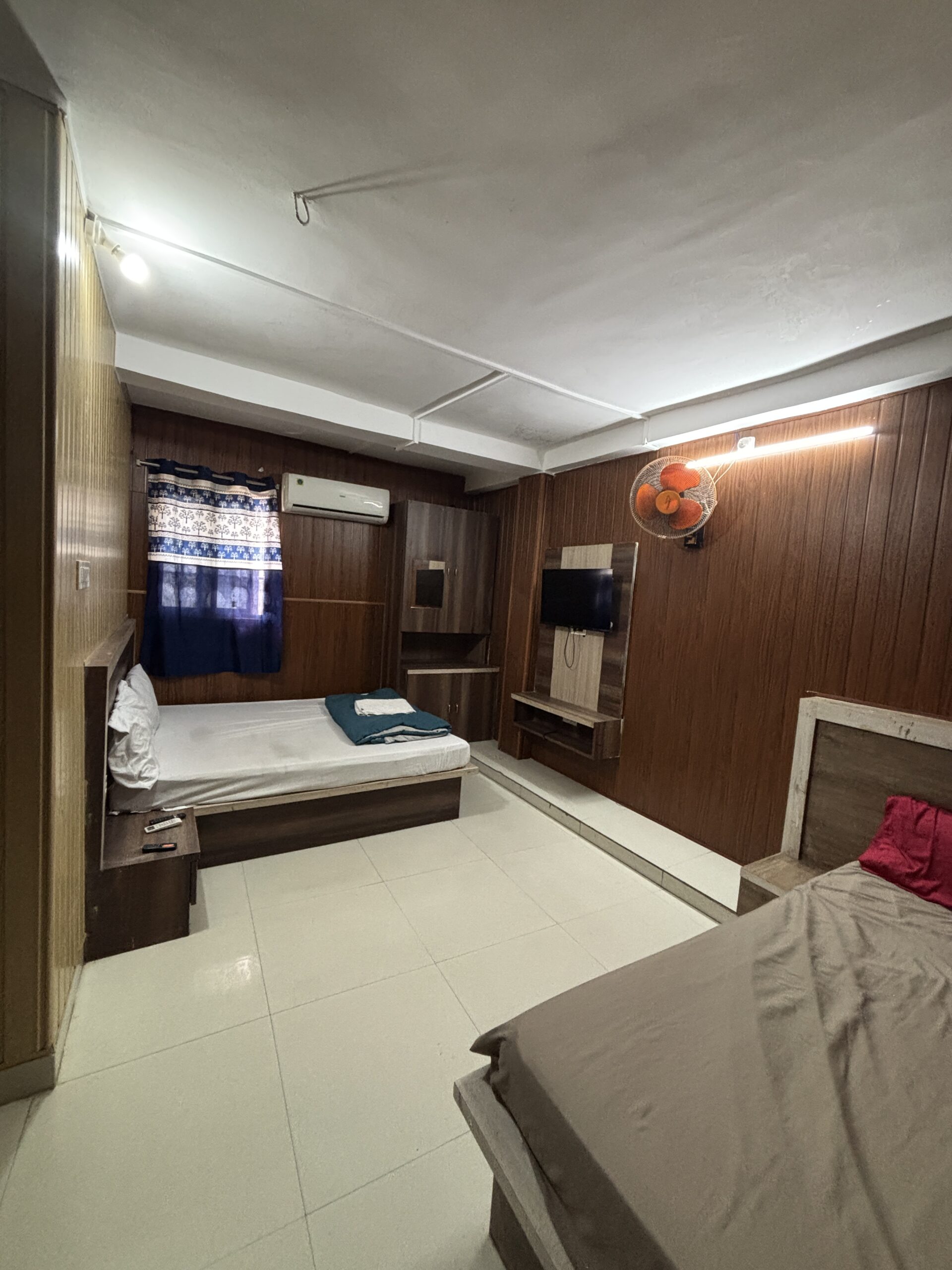 Hotel Tuk Tuk Palace